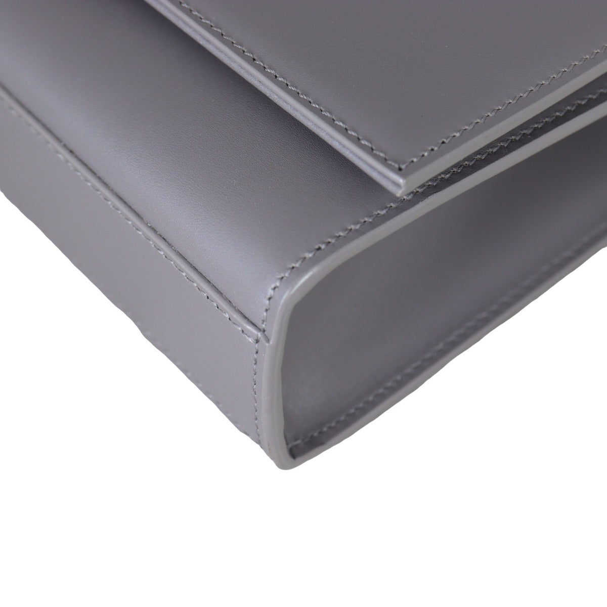 Saint Laurent Kate Tassel Chain Bag Medium Corner Closeup