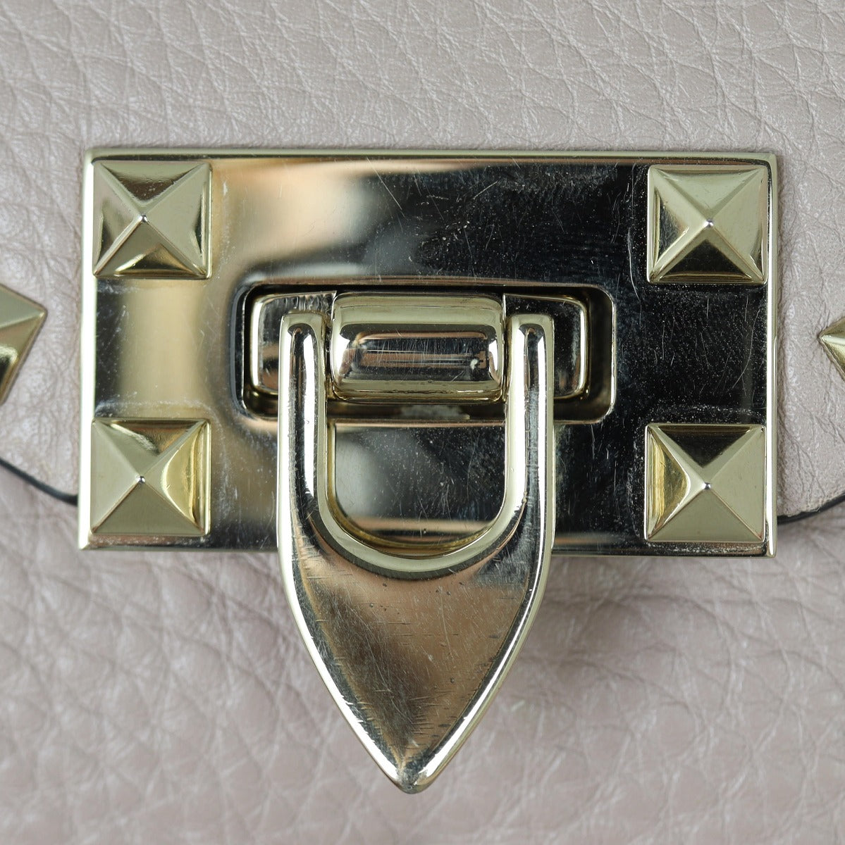 Valentino Rockstud Crossbody bag Hardware