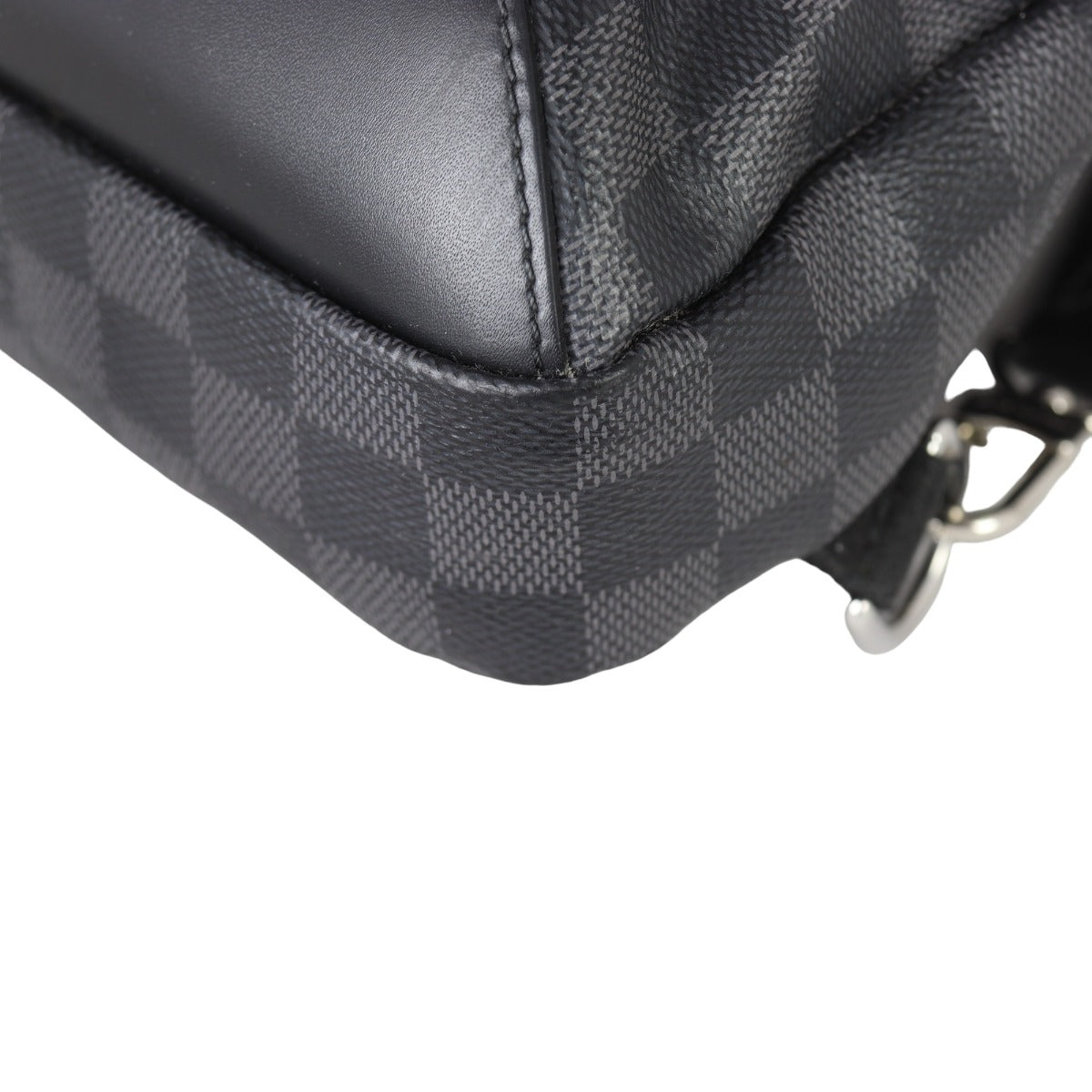 Louis Vuitton Avenue Sling Bag Damier Graphite