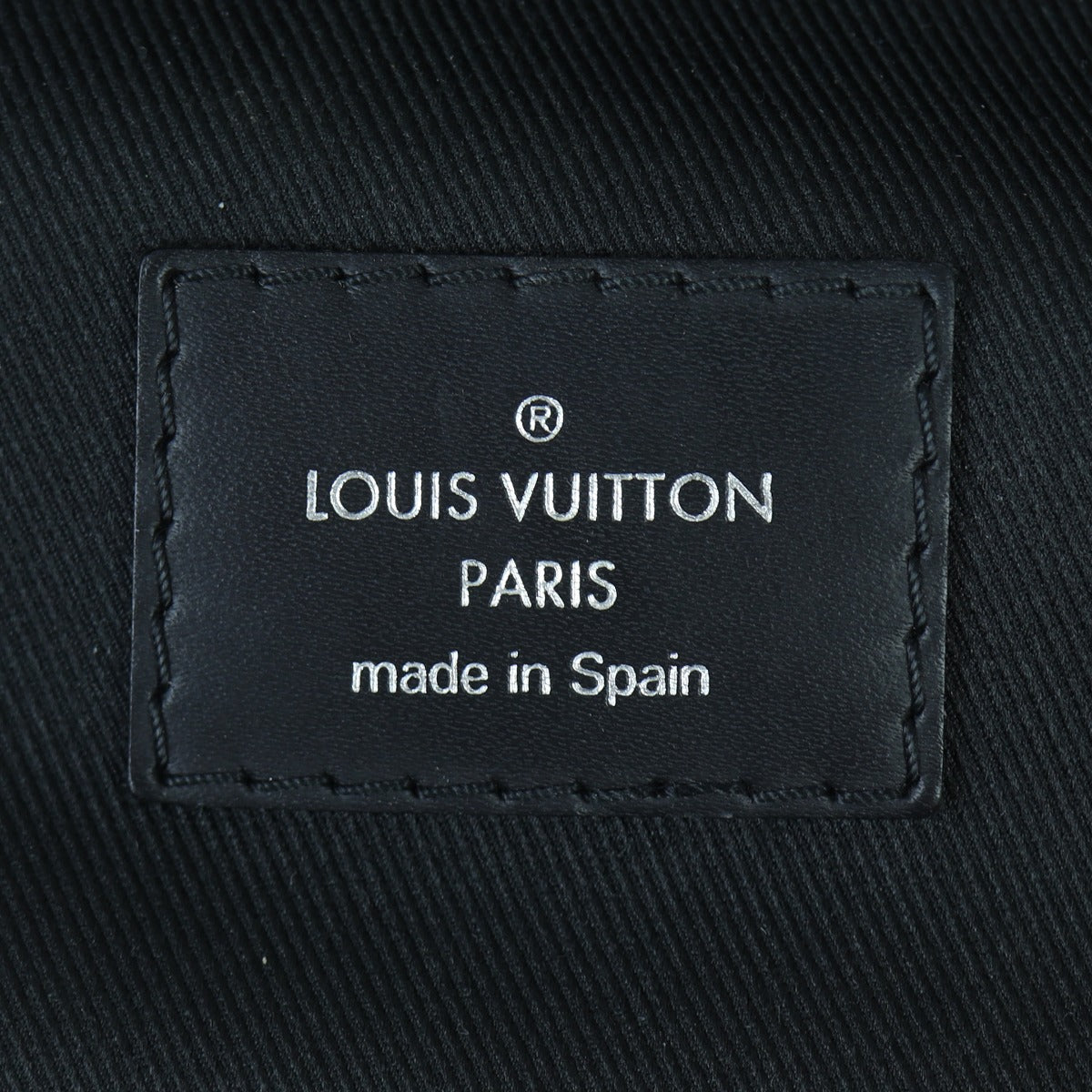 Louis Vuitton Avenue Sling Bag Damier Graphite
