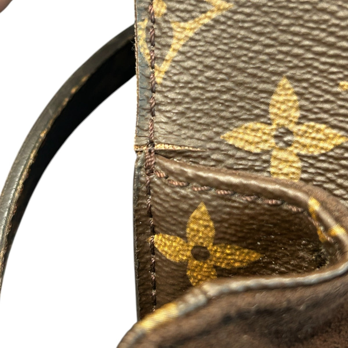 Louis Vuitton Pochette Metis Monogram