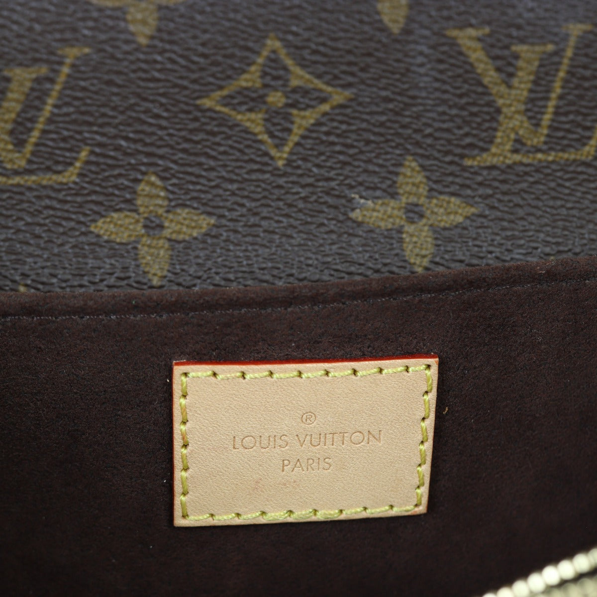 Louis Vuitton Pochette Metis East West Monogram