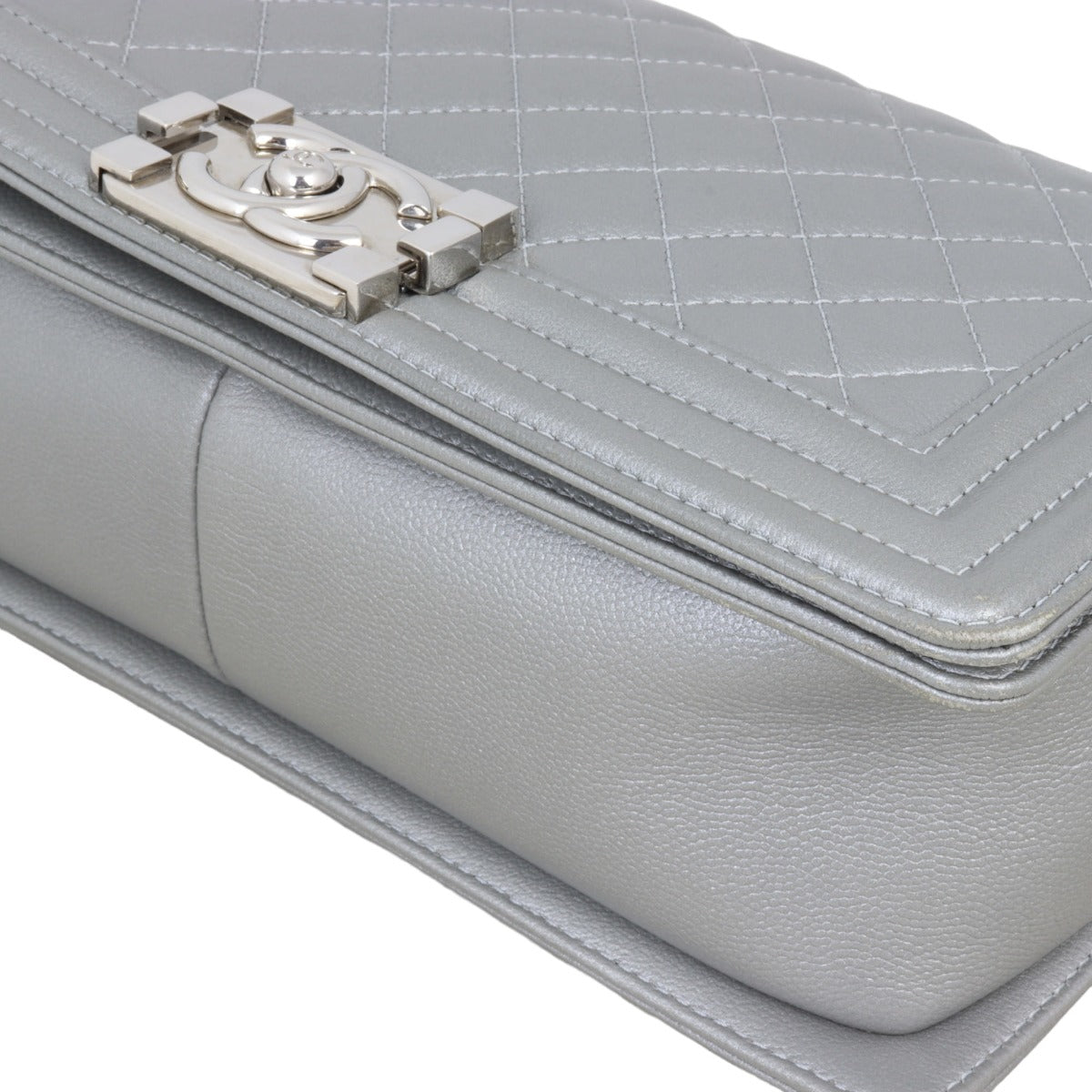 Chanel Boy Old Medium | 24 Series