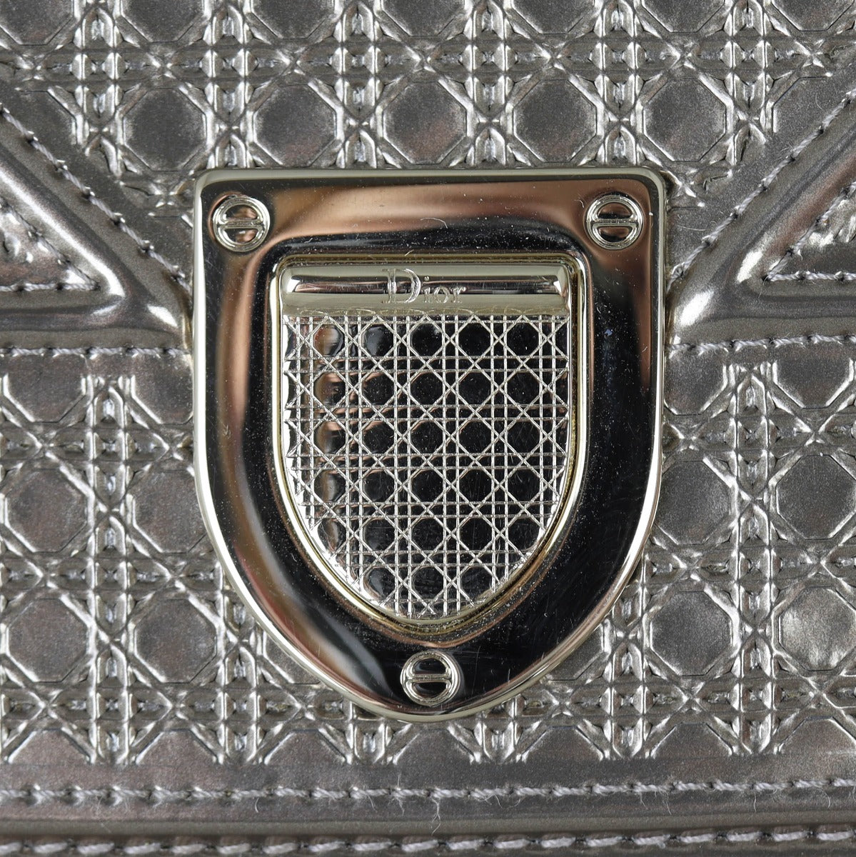 Dior Diorama Wallet on Chain Micro-Cannage Hardware