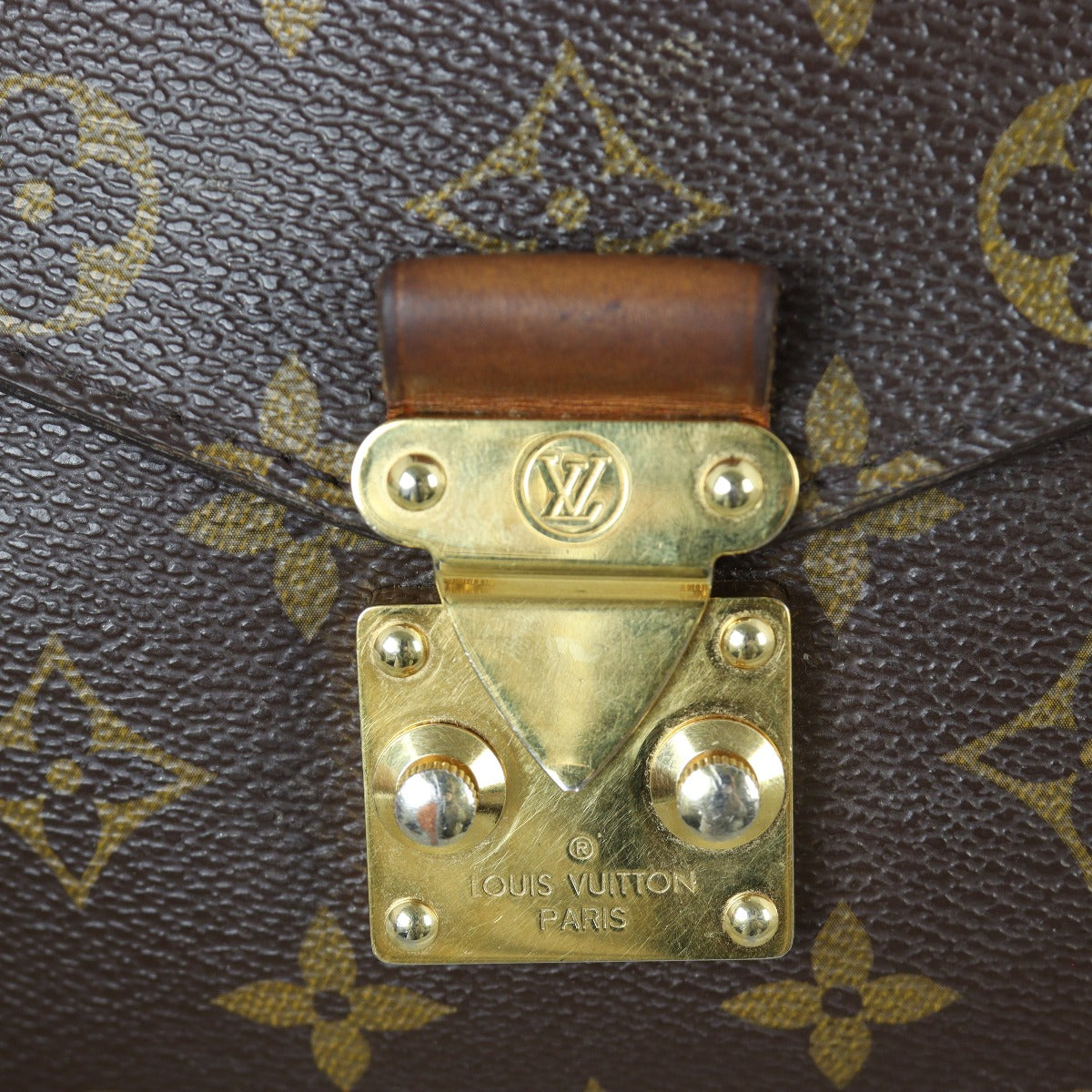 Louis Vuitton Pochette Metis Monogram