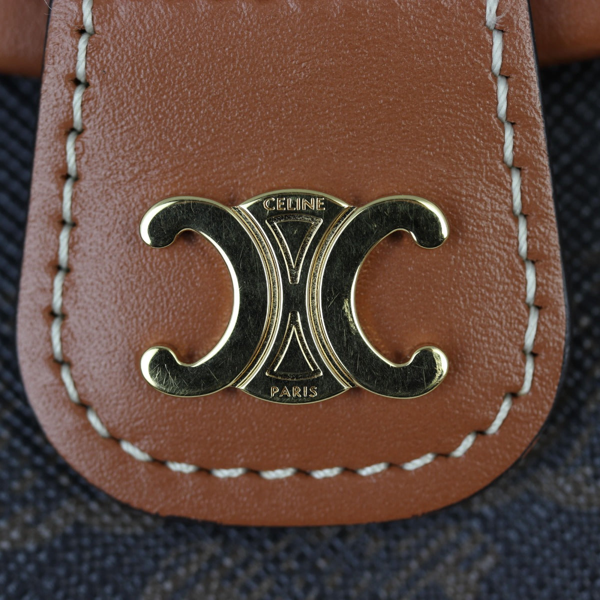 Celine Triomphe Besace Mini