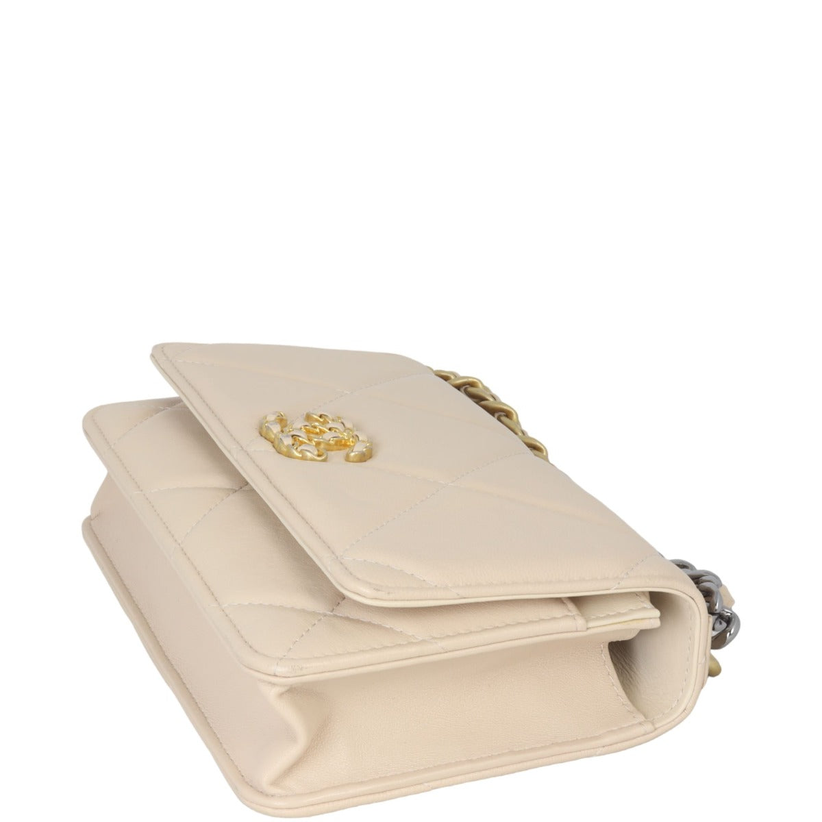 Chanel 19 Wallet On Chain | Beige Goatskin