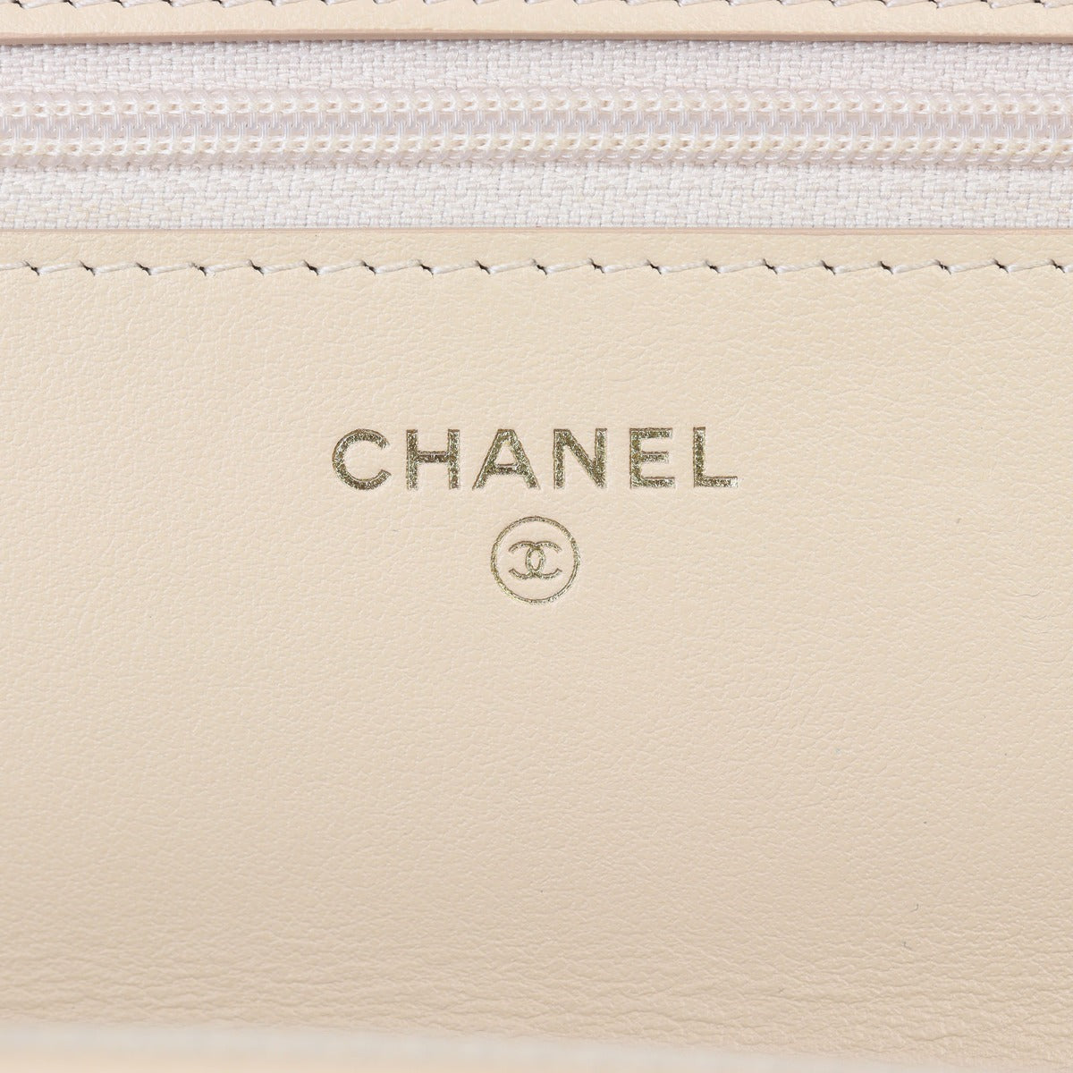 Chanel 19 Wallet On Chain | Beige Goatskin
