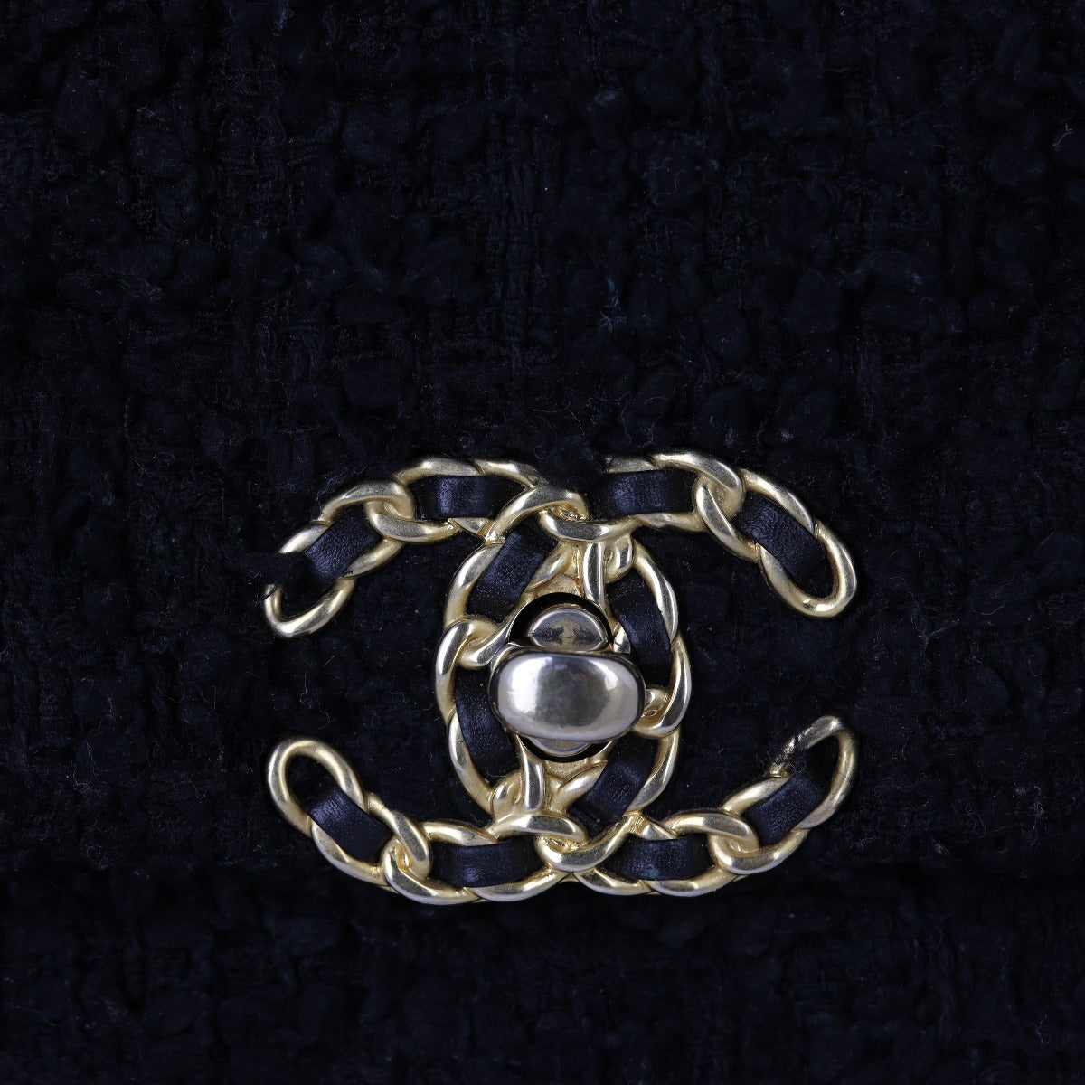 Chanel 19 Flap Bag Tweed Large | Black