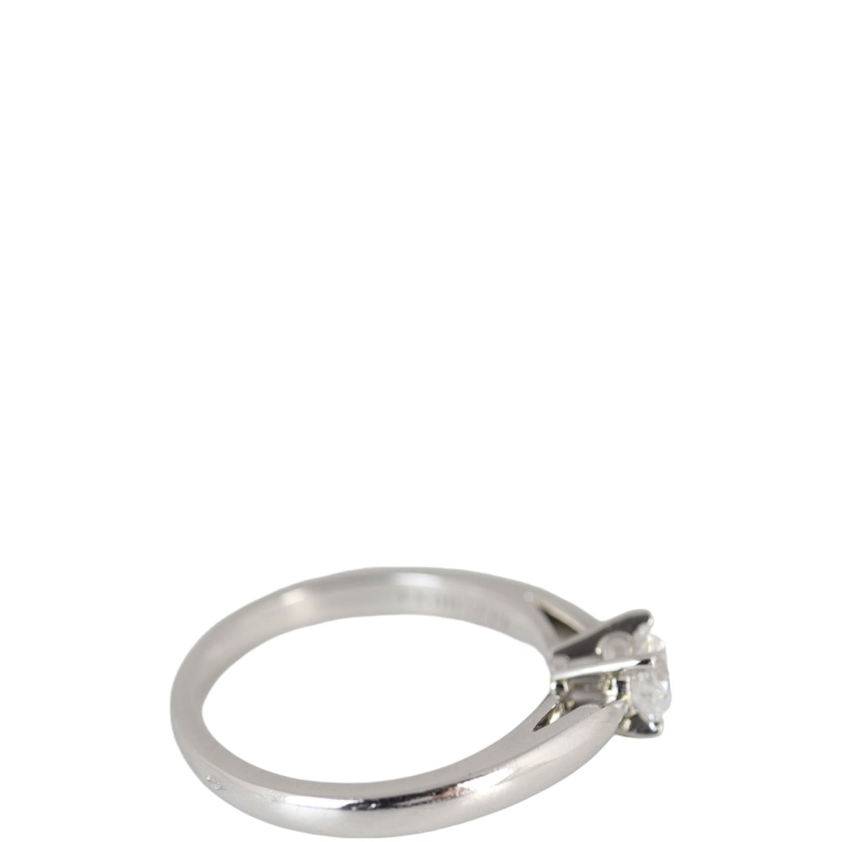 Van Cleef & Arpels Bonheur Solitaire Diamond Platinum Ring