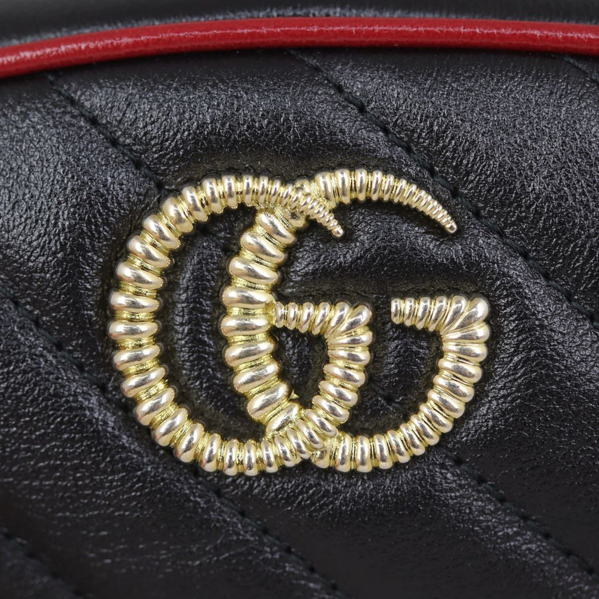 Gucci GG Marmont Belt Bag Hardware
