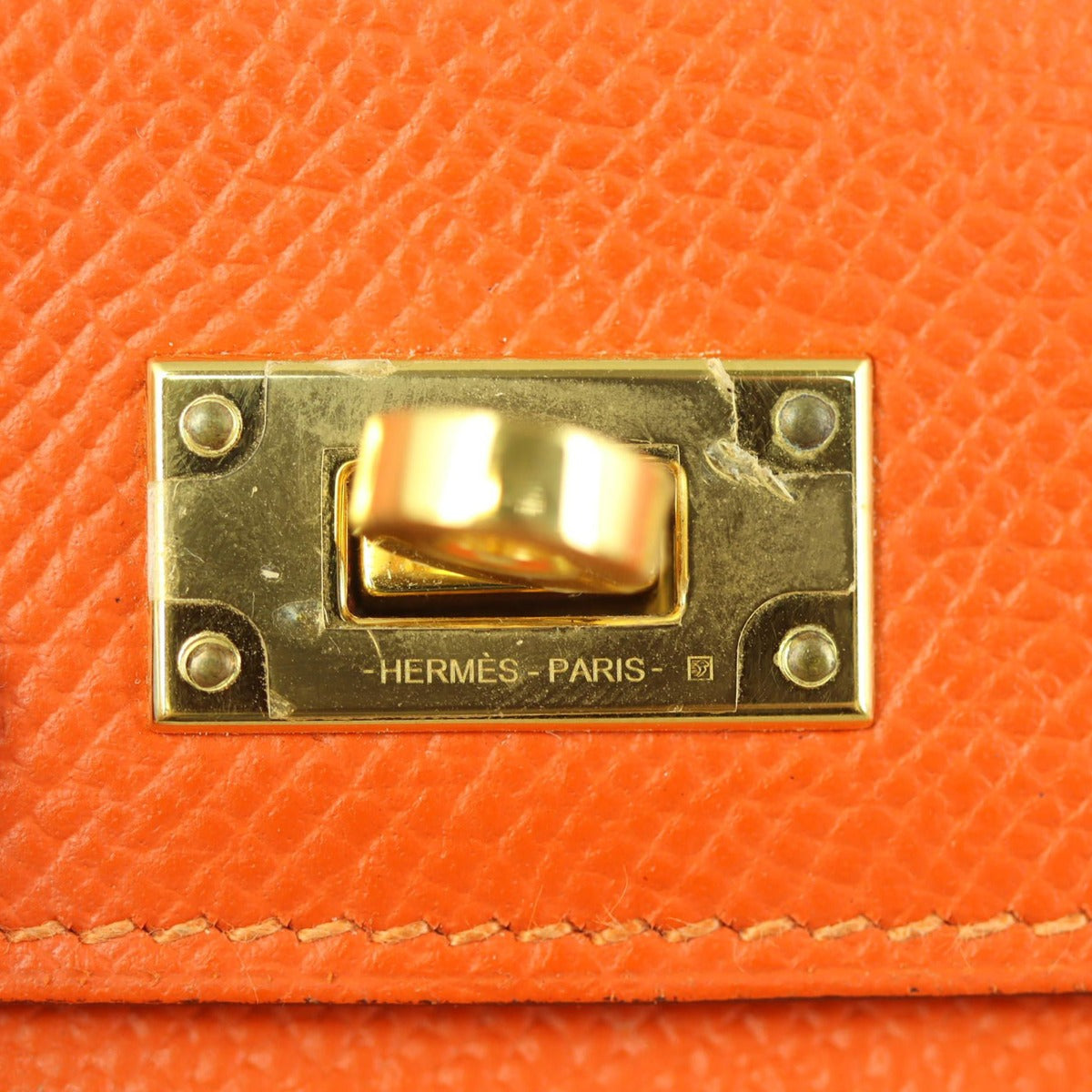 Hermes Kelly Pocket Compact Wallet Hardware
