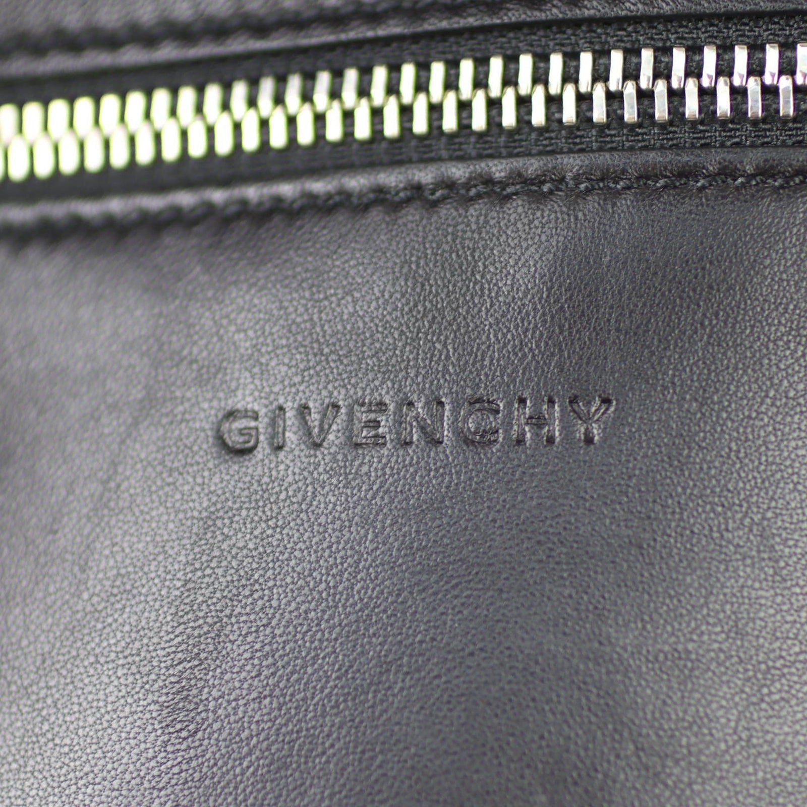 Givenchy Easy Tote Stamp