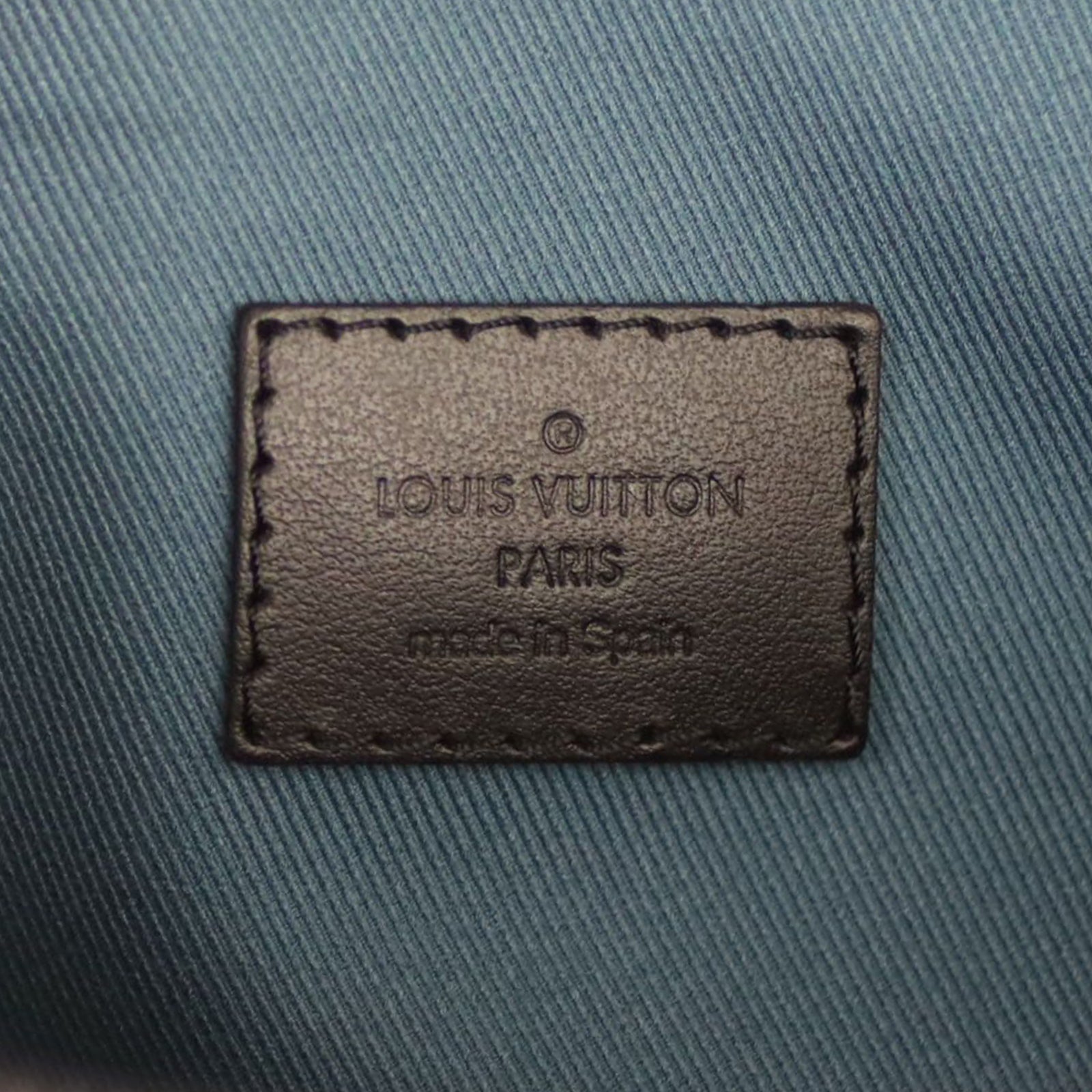 Louis Vuitton Discovery Bum Bag Damier Graphite Stamp