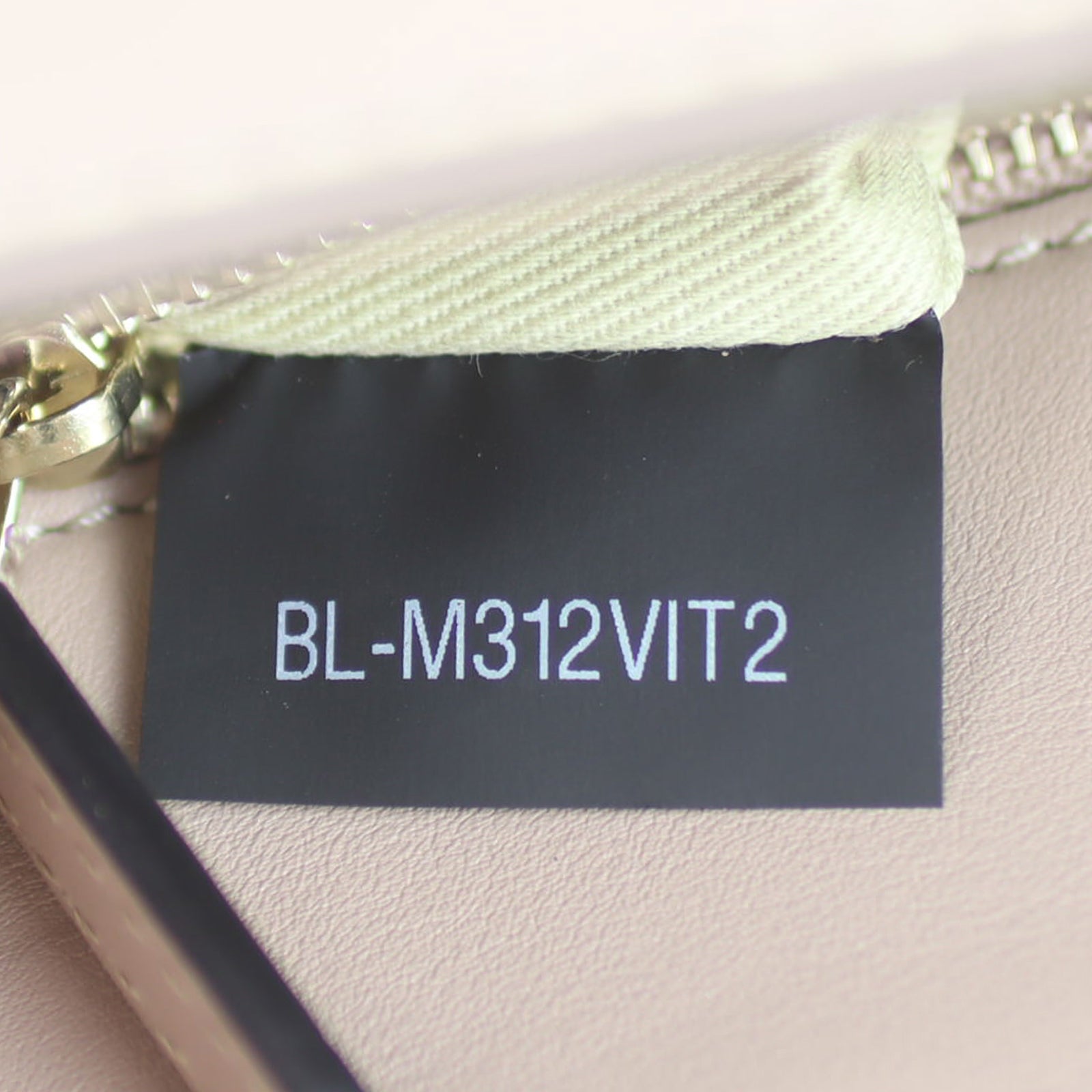 Valentino Glam Lock Small Shoulder Bag Code