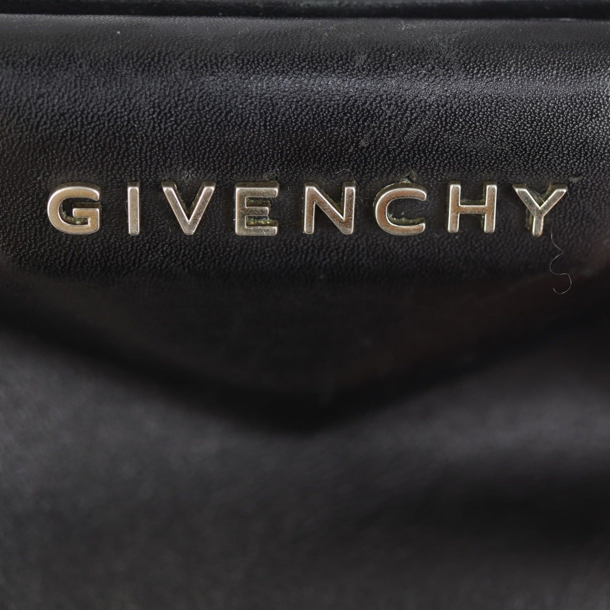 Givenchy Antigona Shopping Tote Hardware
