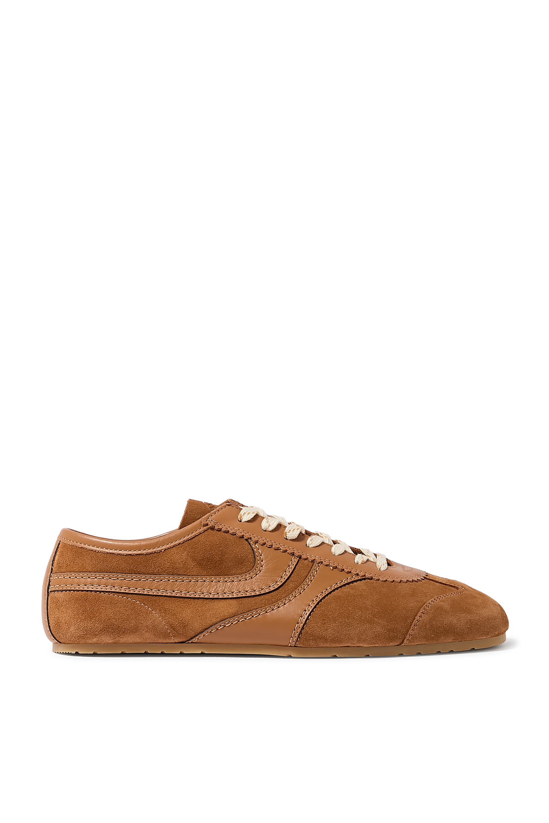  Low-Top Sneakers 