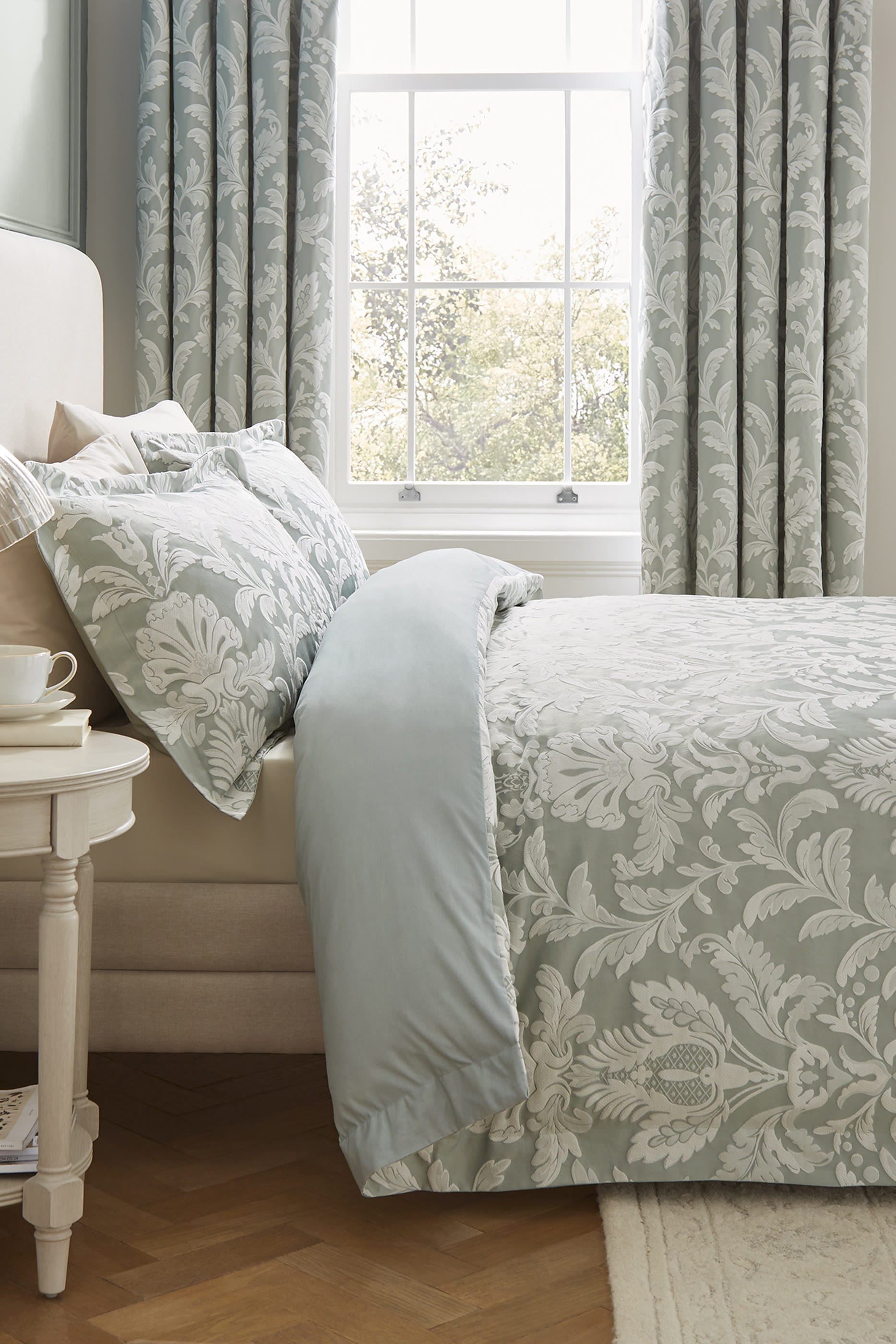 Florence Duvet  Pillowcase Set