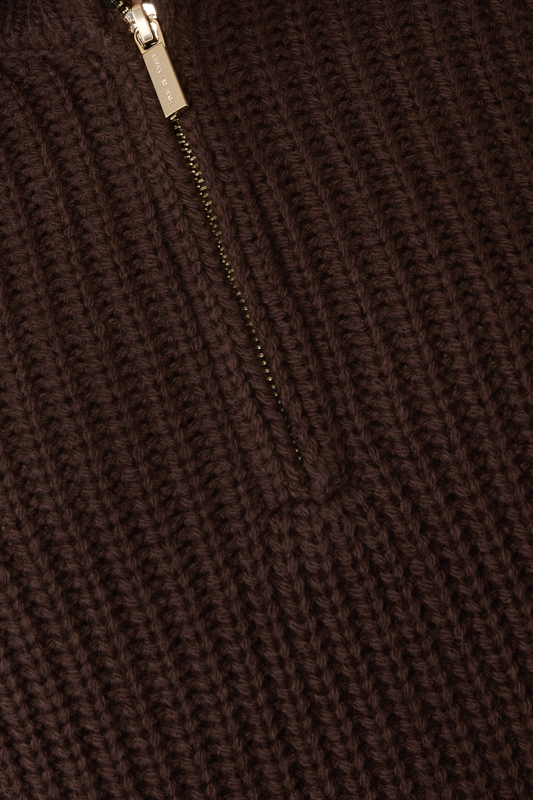 Chunky Knit and Ribbed Collar Pullover