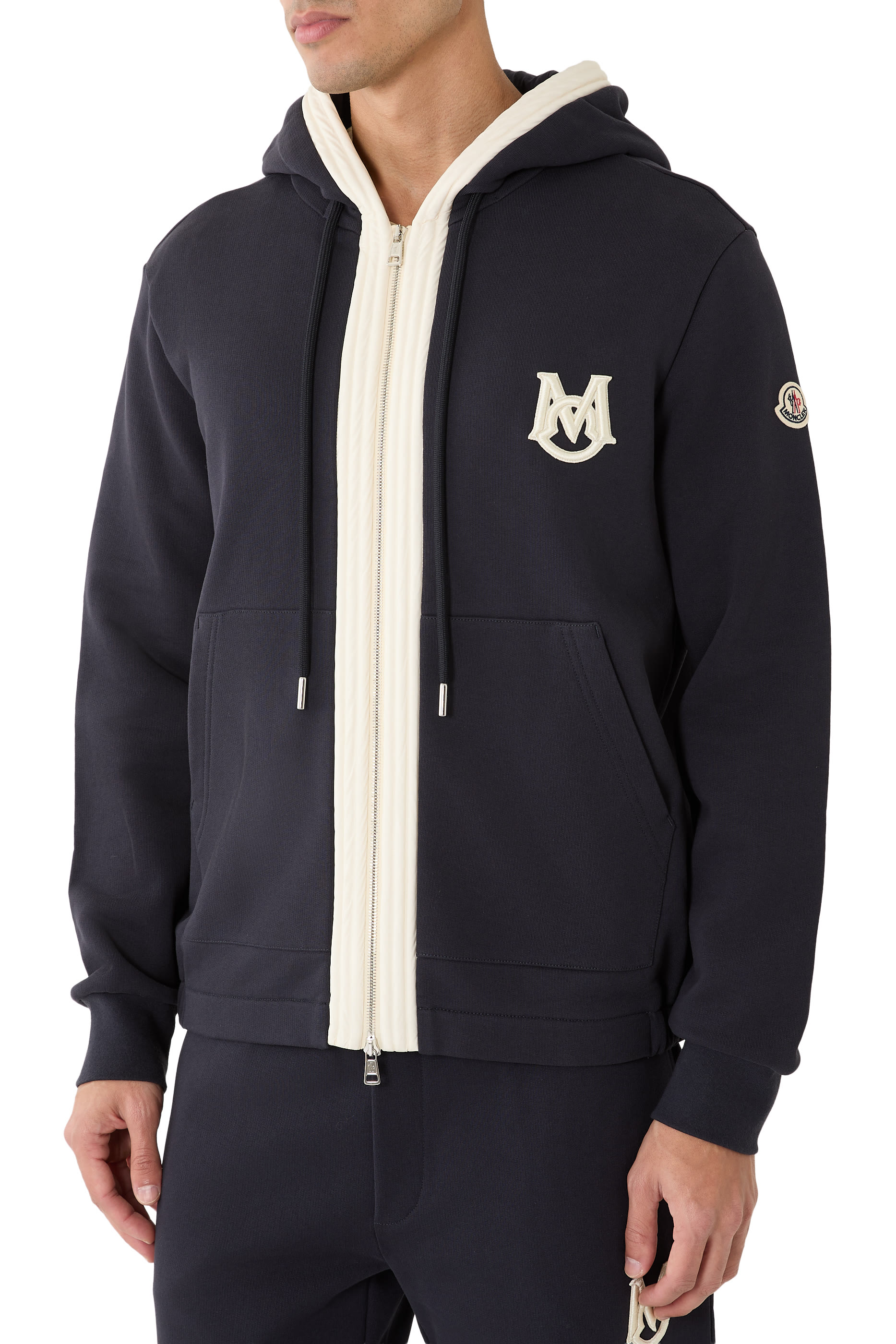  Zip-Up Cardigan 