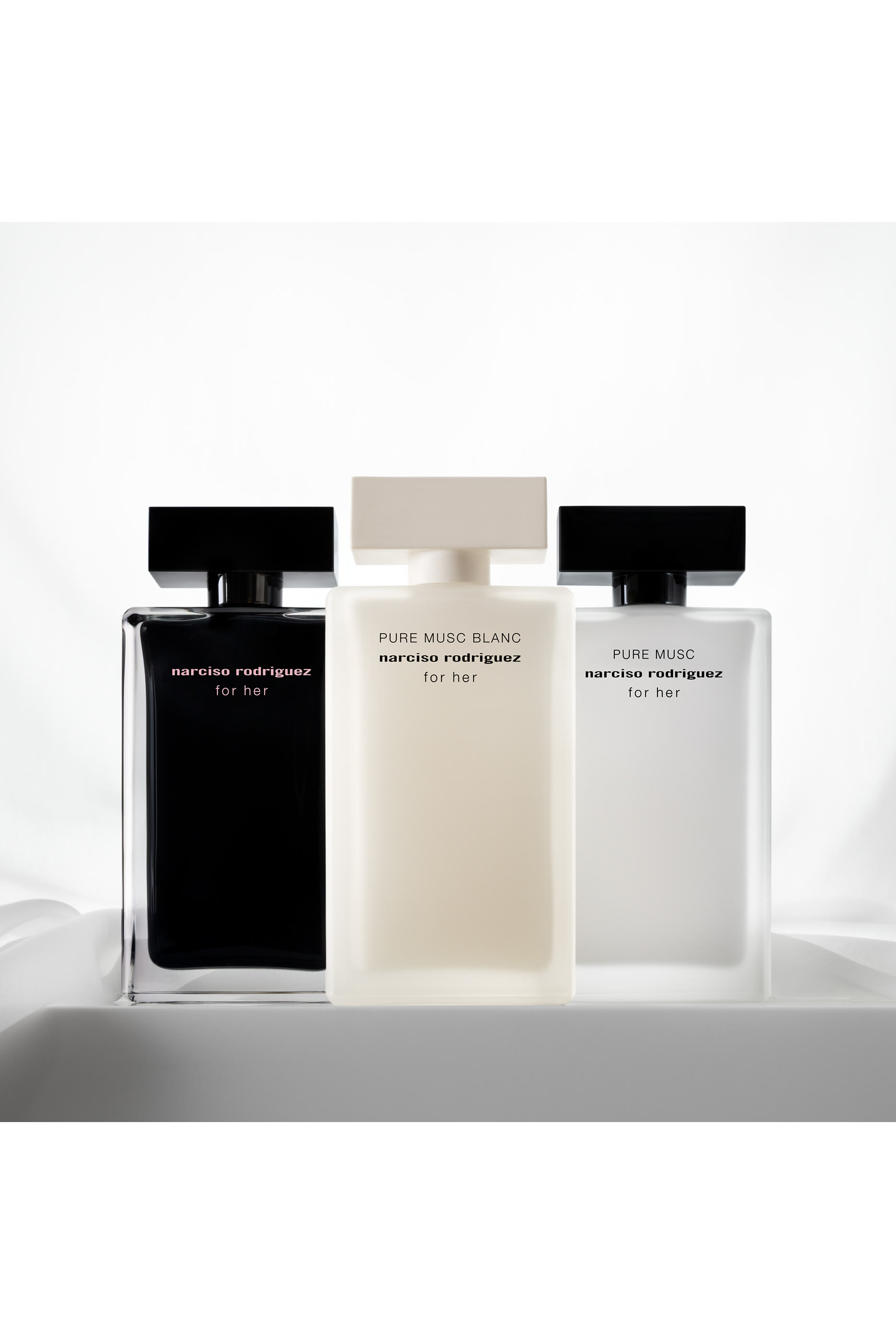 for her pure musc blanc Eau de Parfum Intense