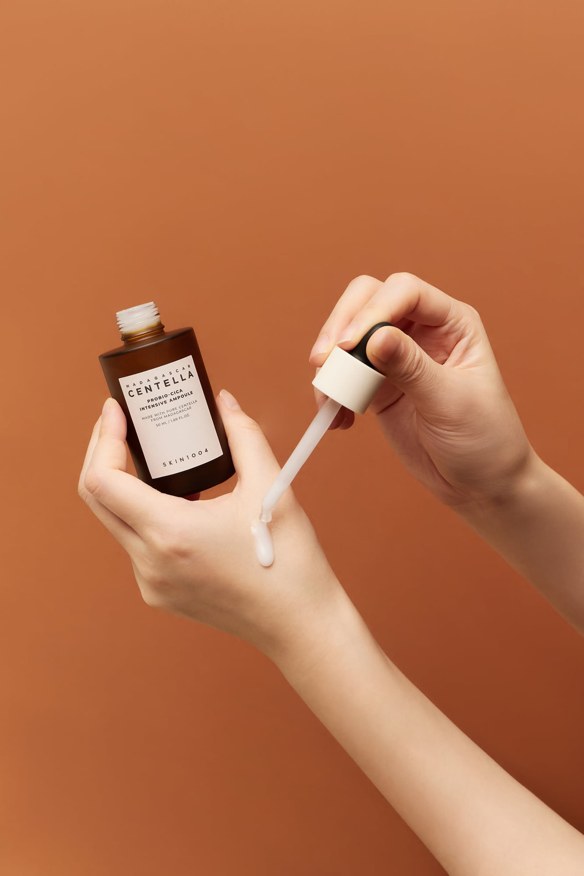  Madagascar Centella Probio-Cica Intensive Repair Ampoule Serum 