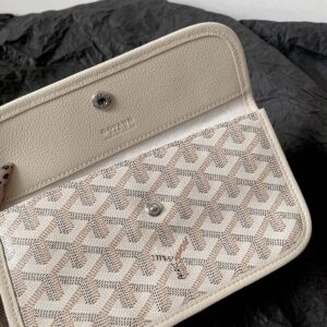7be5d540.jpg