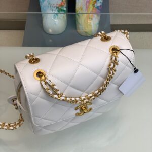 Balo Chanel Mini Replica 11 Cao Cap Mau Trang Sua 18x20x11 3.jpg
