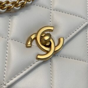 Balo Chanel Mini Replica 11 Cao Cap Mau Trang Sua 18x20x11 8.jpg