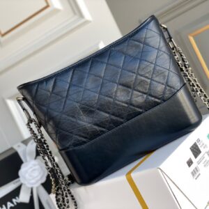 Tui Chanel Gabrielle Small Hobo Bag Sieu Cap Mau Den Da Mem 28cm 3.jpg