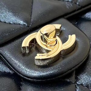 Tui Chanel Mini Rectangular Flap with Top Handle Black Rep 11 20cm 7.jpg