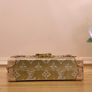 Tui Dang Cop Louis Vuitton LV Petite Khoa Ma Vang Sieu Cap 3.jpg
