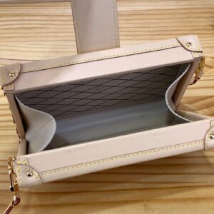 Tui Dang Cop Louis Vuitton LV Petite Khoa Ma Vang Sieu Cap 5.jpg