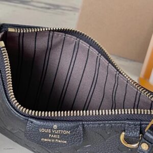 Tui Louis Vuitton LV Easy Pouch On Strap Mau Den Sieu Cap 19x11 5.jpg