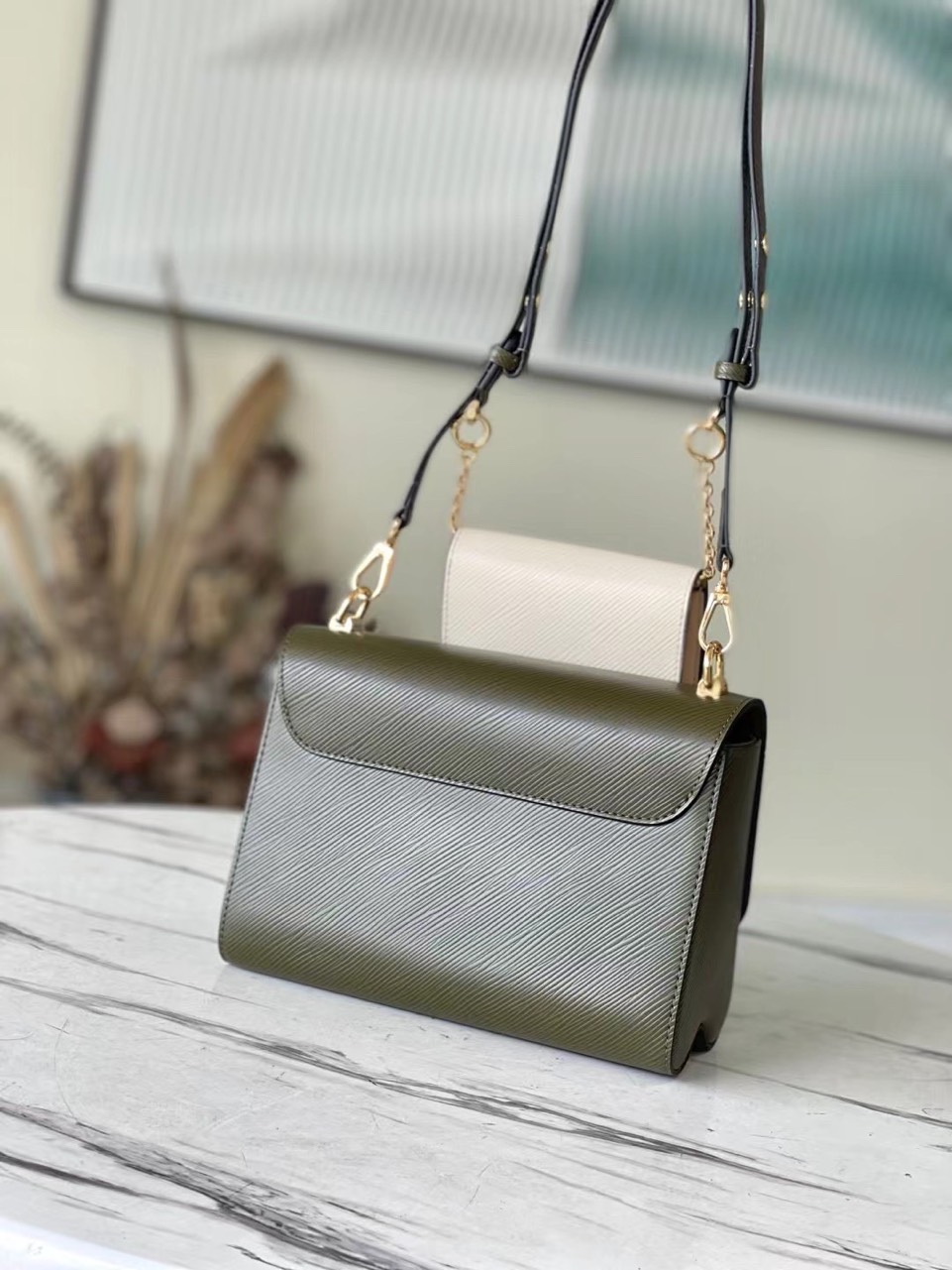 Tui Louis Vuitton LV Twist Replica 11 Cao Cap Nu Da Bo 24cm 8.jpg