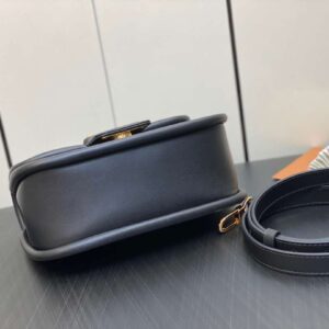 Tui Sieu Cap Louis Vuitton Hide and Seek Bag Nu Mau Den 21x15x8cm 9.jpg