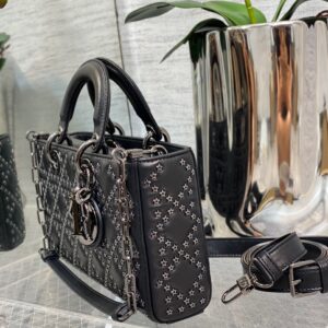 Tui Xach Dior D Joy Sieu Cap Mau Den Dinh Ngoi Sao 26cm 8.jpg