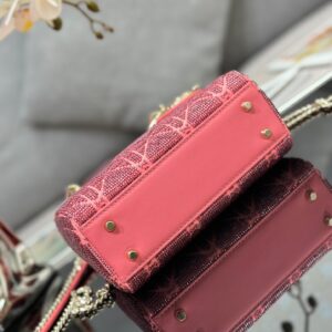 Tui Xach Dior Lady Mau Hong Sieu Cap Dinh Hat Cuom 17x15x7cm 4.jpg