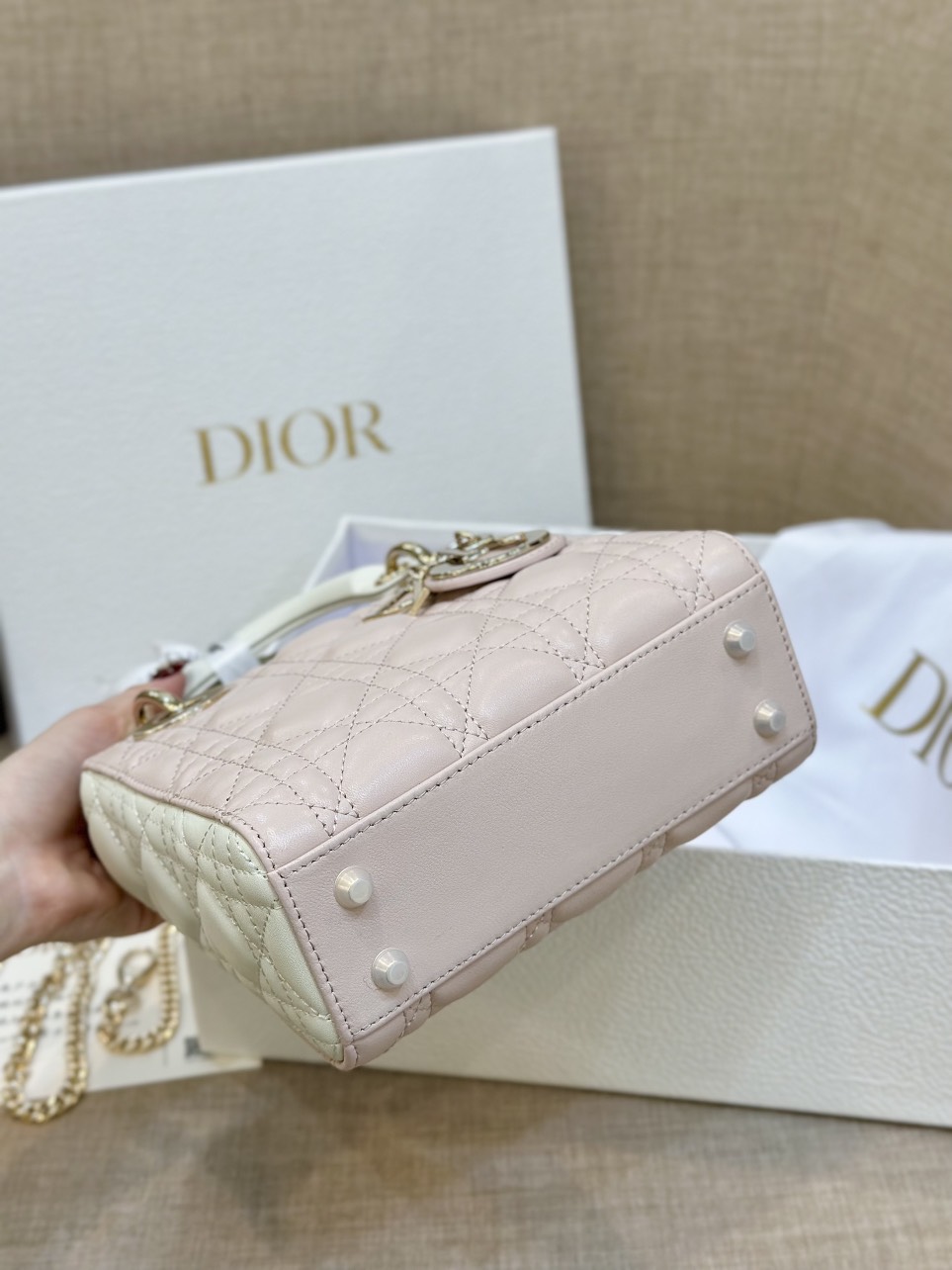 Tui Xach Dior Lady Mini Nu Da Bo Mau Hong Like Auth 18cm 9.jpg