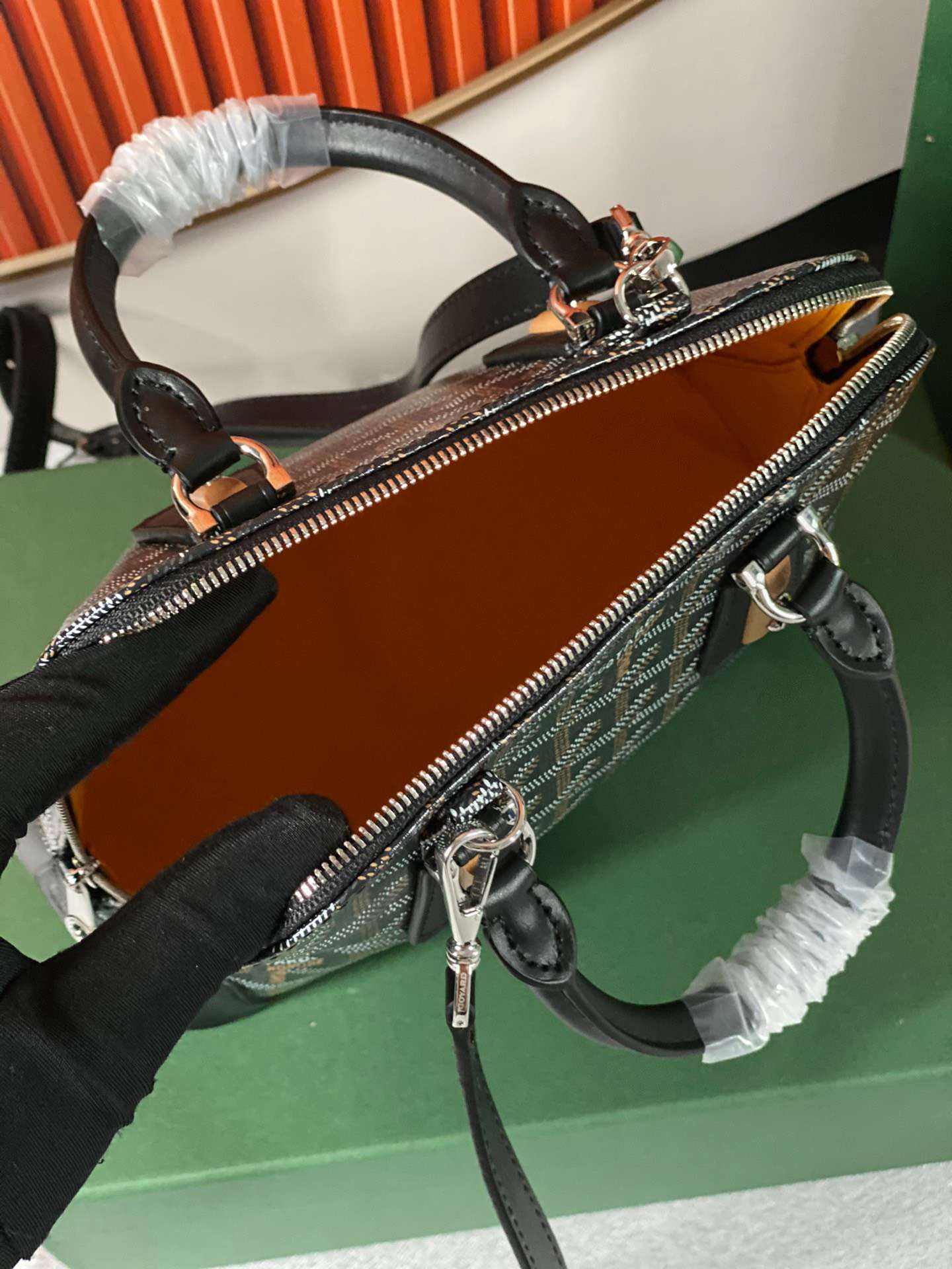 Tui Xach Goyard Alma Vedome Mau Den Sieu Cap Quai Cau Vong 24cm 5.jpg