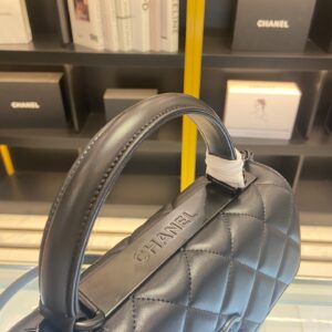 Tui Xach Hang Hieu Chanel Trendy Mau Den Sieu Cap 25cm 6.jpg