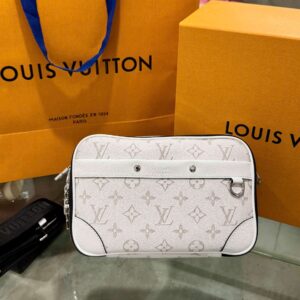 Tui Xach Hang Hieu Louis Vuitton LV Alpha Hoa Tiet Monogram Mau Trang 24x16x8cm 6.jpg