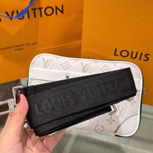 Tui Xach Hang Hieu Louis Vuitton LV Alpha Hoa Tiet Monogram Mau Trang 24x16x8cm 7.jpg