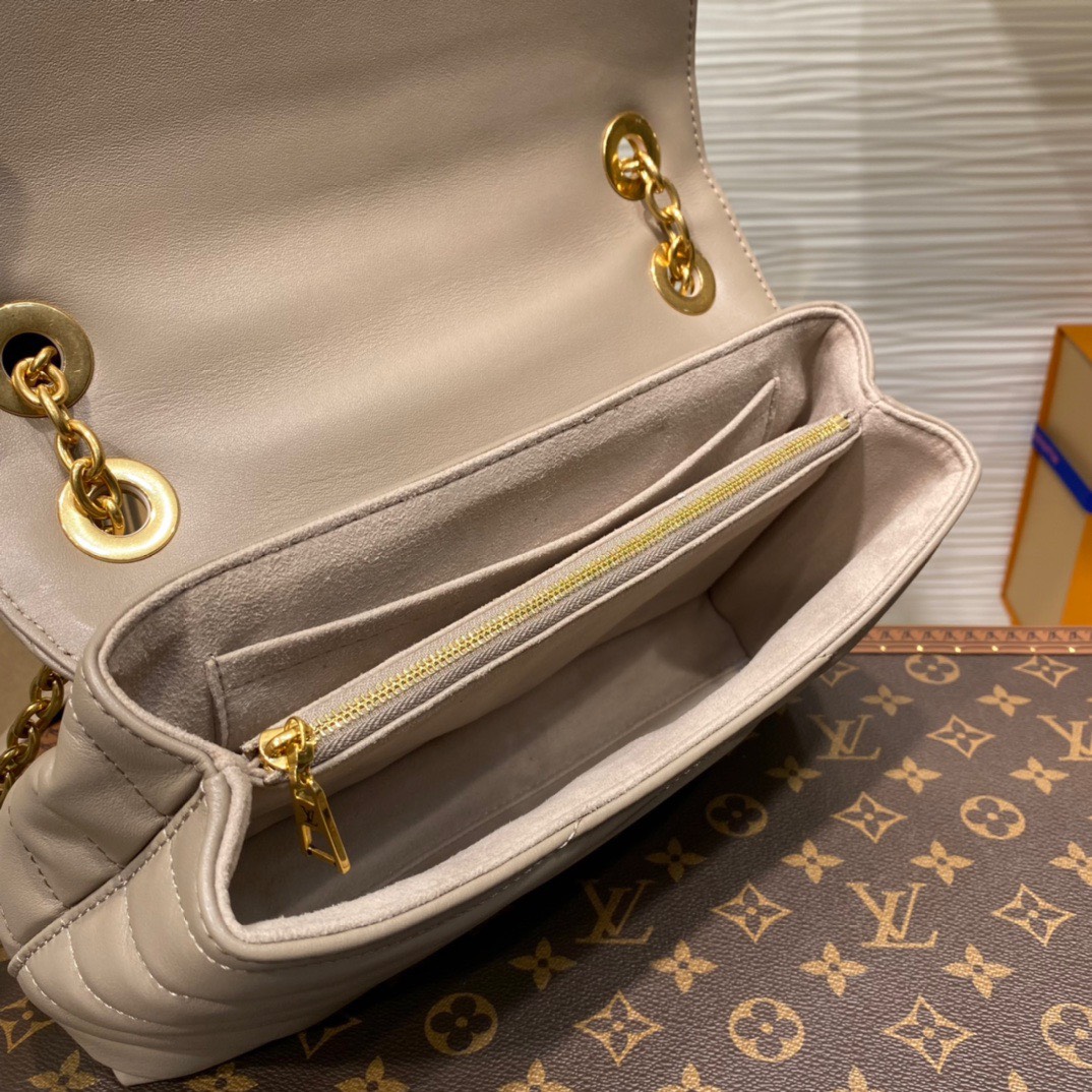 Tui Xach Like Auth louis Vuitton LV New Wave Nu Da Bo 24x14x9cm 5.jpg