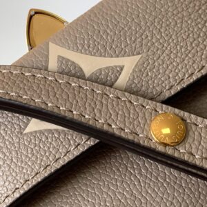 Tui Xach Louis Vuitton LV Favorite Mau Nau Sieu Cap 4.jpg