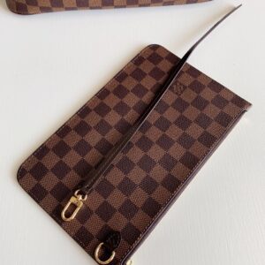 Tui Xach Louis Vuitton LV Neverfull Hoa Tiet Ke O Nau 4.jpg