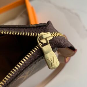 Tui Xach Louis Vuitton LV Pochette Monogram Sieu Cap 23.5x13 1 1.jpg