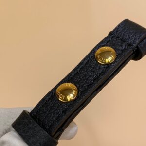 Tui Xach Louis Vuitton LV Twist Handle Replica 11 Nu Mau Den 17x25x11cm 2 1.jpg