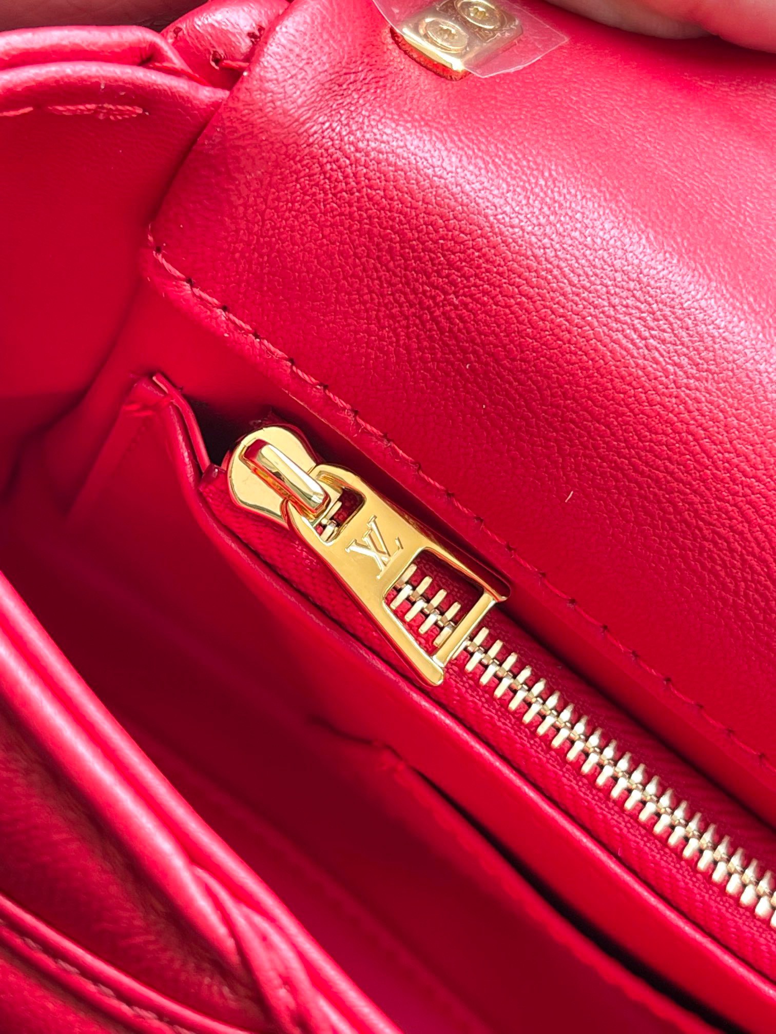 Tui Xach Louis Vuitton LV Twist Like Auth Nu Mau Do 23cm 4.jpg