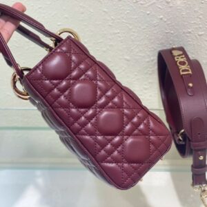 Tui Xach Nu Cao Cap Dior Lady ABC Mau Do Dun Da Mem 20cm 7 1.jpg